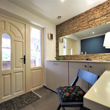 Apartament Rodzinny Szklana Góra *