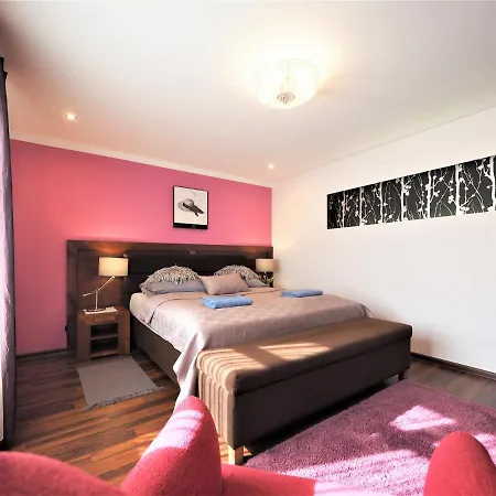 Apartament Rodzinny Szklana Góra Apartamento *